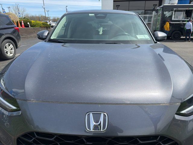 Used 2024 Honda HR-V EX-L image 3