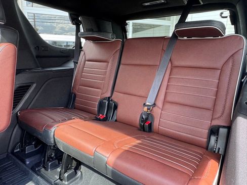 Used 2024 GMC Yukon Denali Ultimate image 30