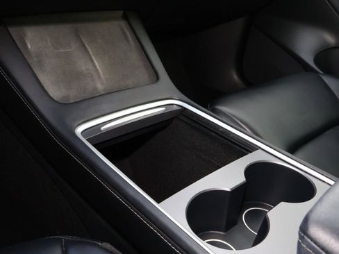 Used 2023 Tesla Model 3 Standard Range image 20