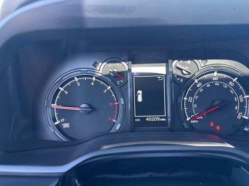 Used 2023 Toyota 4Runner SR5 Premium w/ Moonroof Package image 9