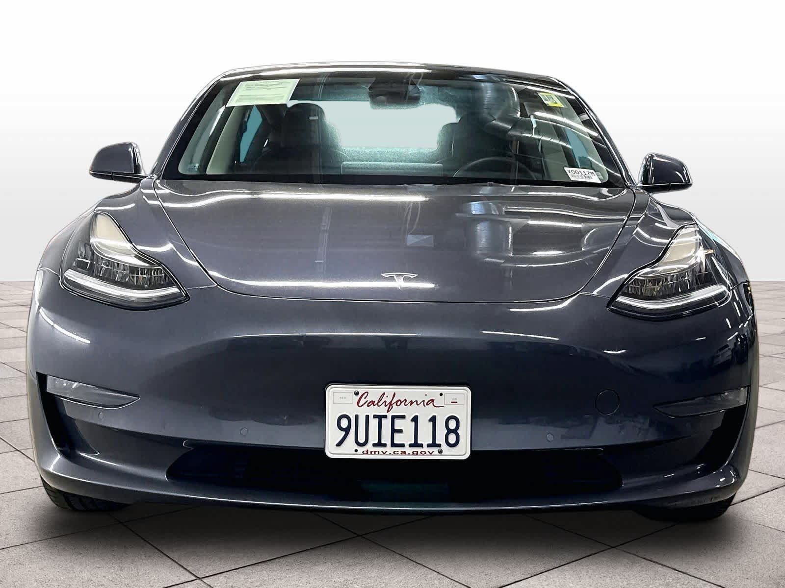 Used 2022 Tesla Model 3 Long Range AWD/4WD image 3