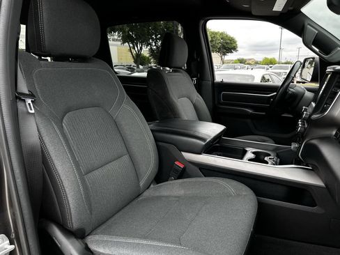Used 2022 RAM 1500 Lone Star AWD/4WD image 32