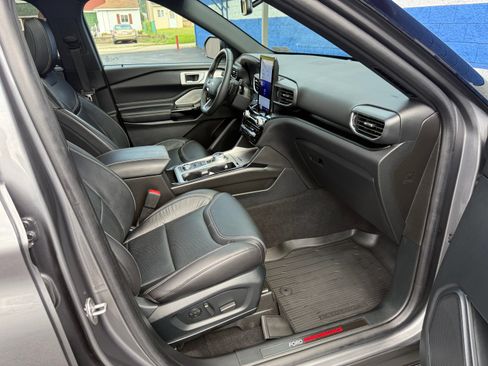 Used 2021 Ford Explorer ST w/ Equipment Group 401A AWD/4WD image 27