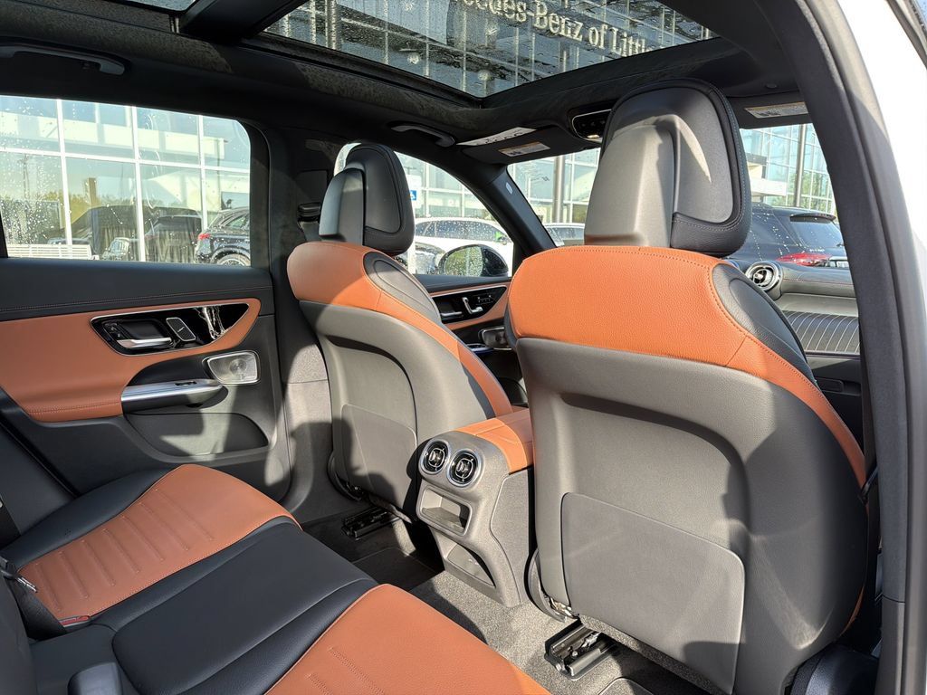 New 2026 Mercedes-Benz GLC 43 AMG 4MATIC image 17