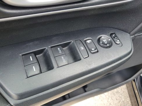 Used 2019 Honda CR-V EX image 9