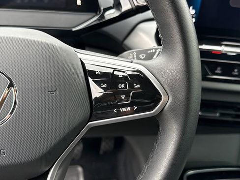 Used 2023 Volkswagen ID.4 Pro S AWD/4WD image 16