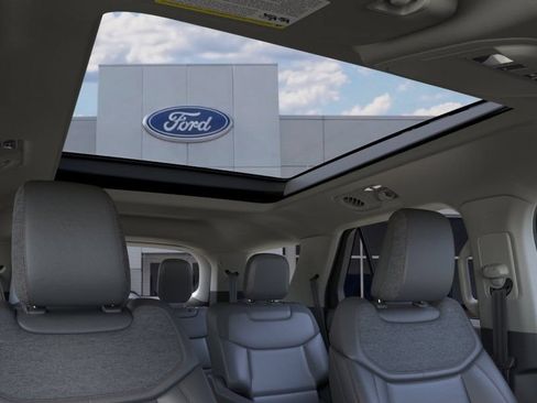 New 2026 Ford Explorer Active w/ Active Comfort Package AWD/4WD image 22