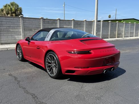 Certified 2017 Porsche 911 Targa 4S AWD/4WD image 3