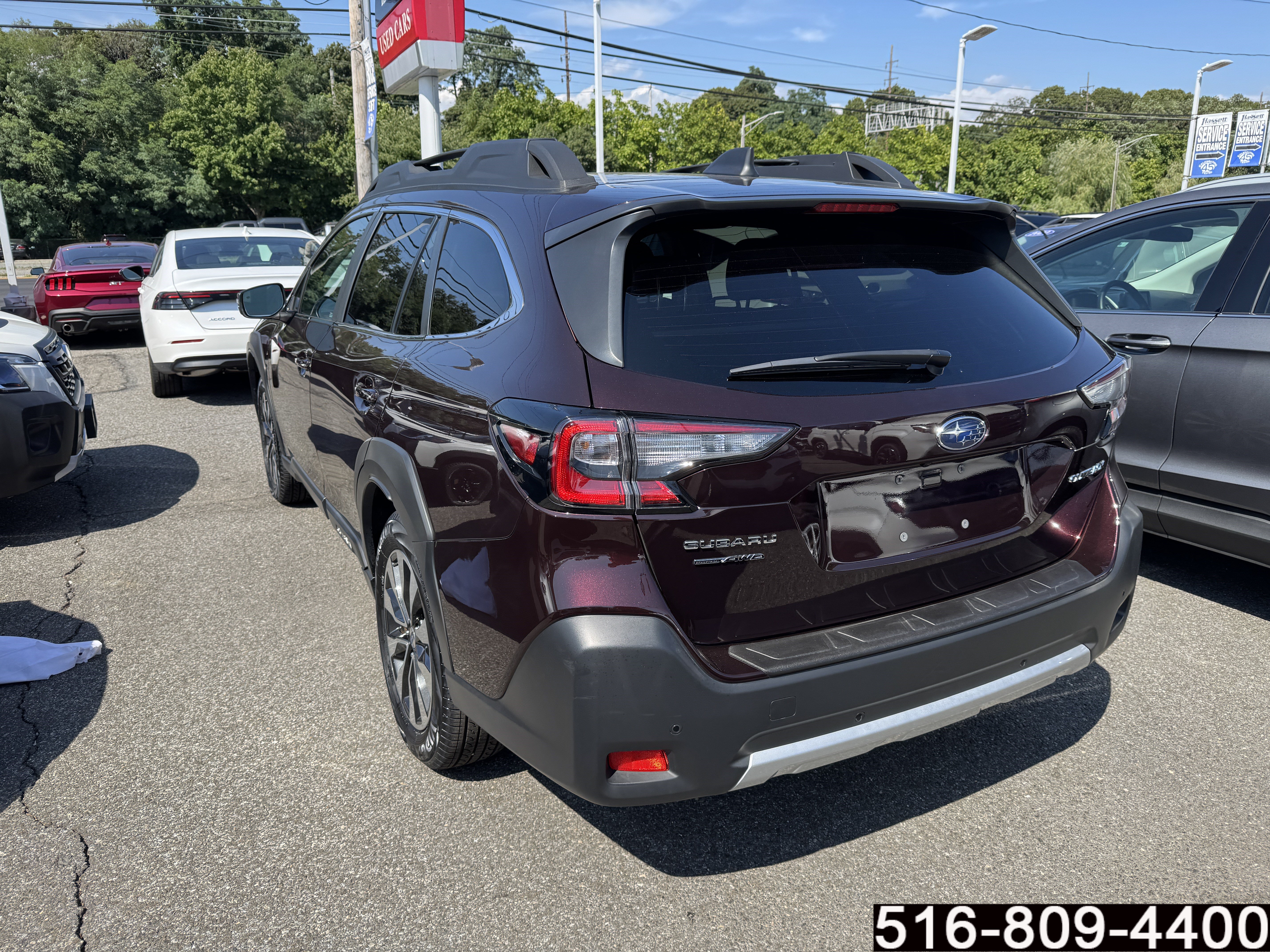 Used 2025 Subaru Outback Limited AWD/4WD image 6