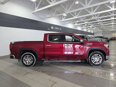 Used 2022 GMC Sierra 1500 SLT w/ SLT Premium Package image 6