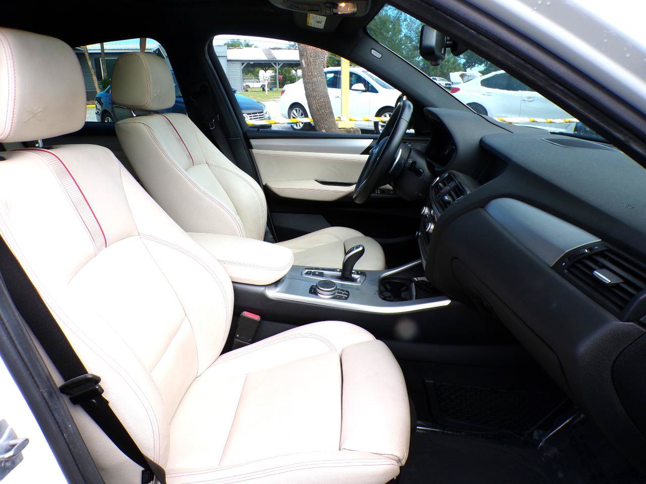 Used 2017 BMW X4 xDrive28i AWD/4WD image 14