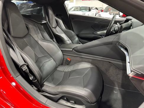 Used 2024 Chevrolet Corvette Z06 RWD image 9