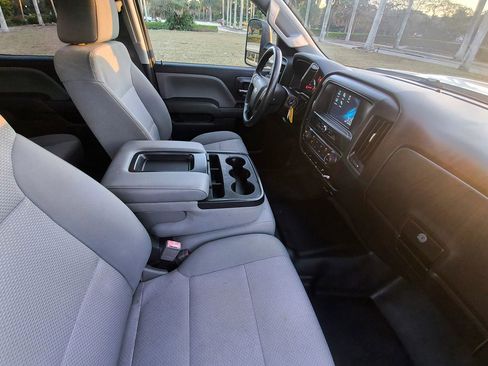 Used 2017 Chevrolet Silverado 3500 W/T image 36