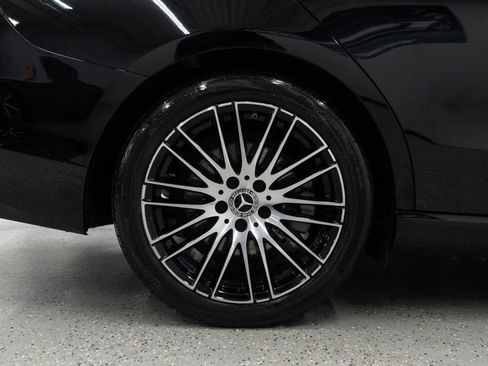 Used 2025 Mercedes-Benz C 300 4MATIC Sedan image 41