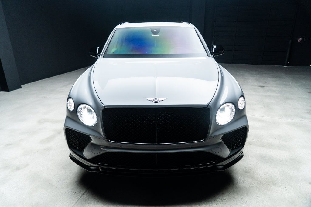 Used 2022 Bentley Bentayga AWD/4WD image 3