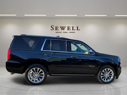 Used 2019 Chevrolet Tahoe Premier w/ Premier Plus Edition image 6