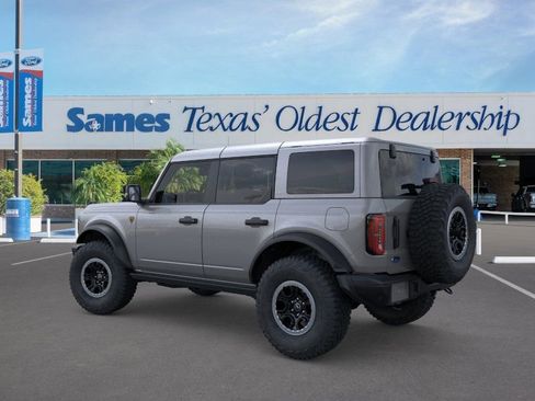 New 2025 Ford Bronco Badlands image 4