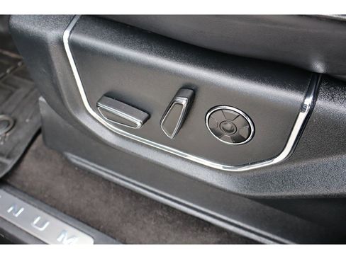 Used 2019 Ford Expedition Max Platinum image 16