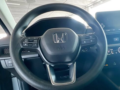 Used 2024 Honda CR-V LX image 16