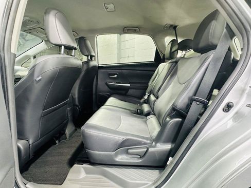Used 2012 Toyota Prius V Five FWD image 24