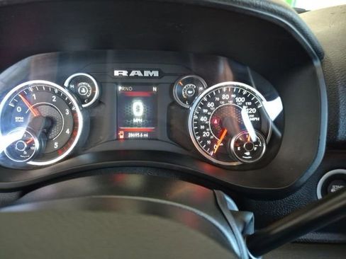 Used 2024 RAM 2500 Big Horn AWD/4WD image 27
