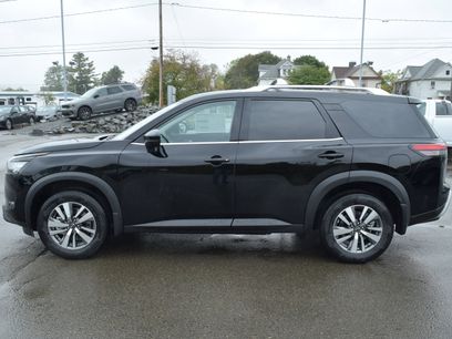Used 2025 Nissan Pathfinder SL