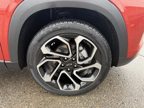 Used 2024 Chevrolet Trax RS image 8