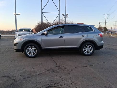 Used 2011 MAZDA CX-9 Touring w/ Moonroof & Bose Audio Pkg FWD image 5