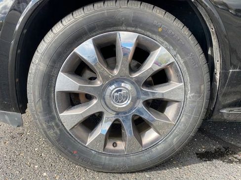 Used 2017 Buick Enclave Premium image 22