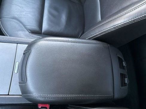 Used 2010 Ford Taurus SEL FWD image 30
