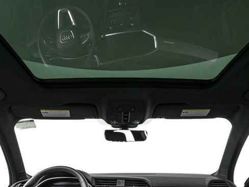 New 2025 Audi Q3 2.0T Premium image 18