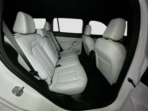 New 2026 Jeep Cherokee Limited AWD/4WD image 30
