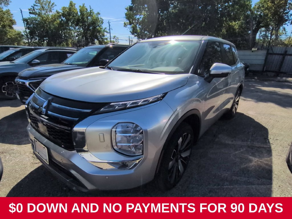 Used 2025 Mitsubishi Outlander SE AWD/4WD image 1