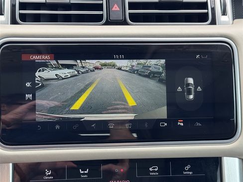 Used 2020 Land Rover Range Rover HSE AWD/4WD image 16