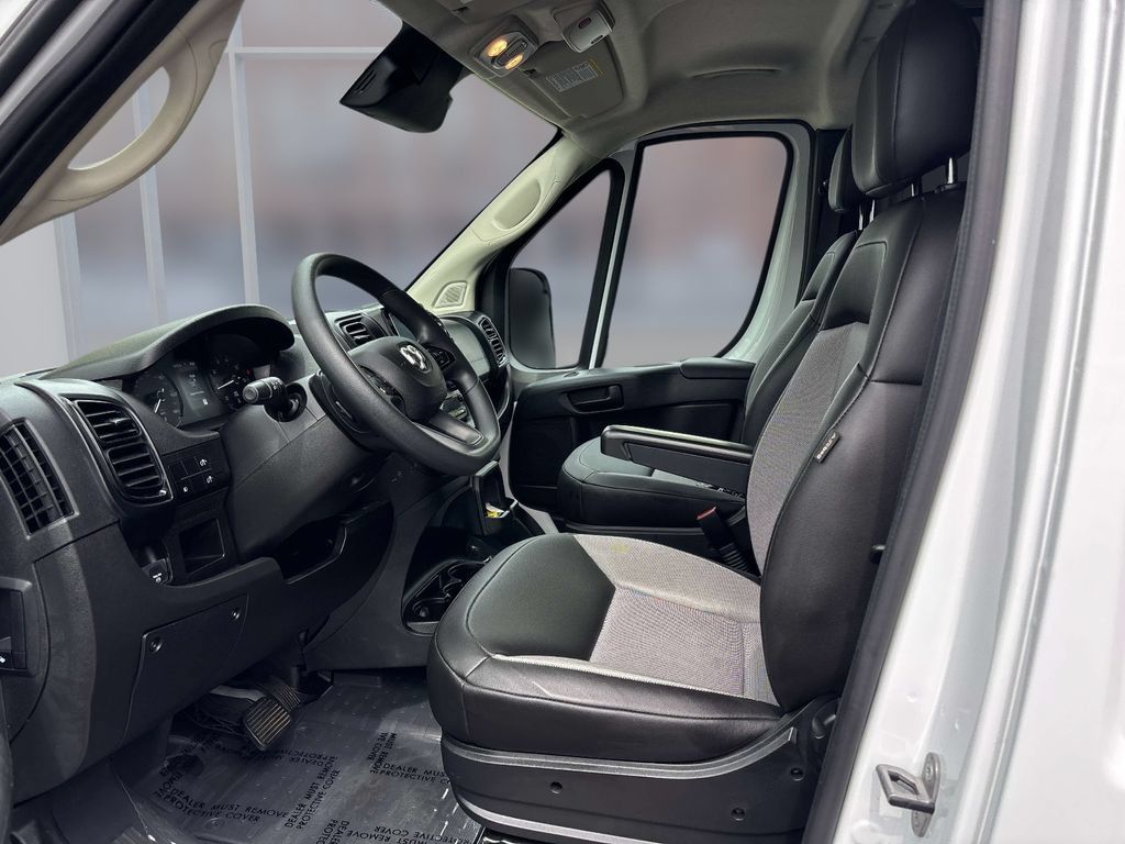 Used 2026 RAM ProMaster 2500 w/ Convenience Group FWD image 11