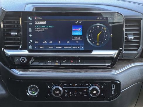 Used 2022 Chevrolet Silverado 1500 LT image 17