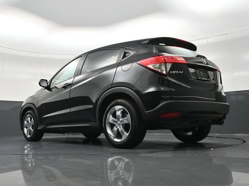 Used 2022 Honda HR-V LX image 19