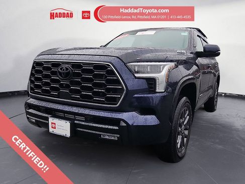 Used 2024 Toyota Sequoia Platinum AWD/4WD image 1