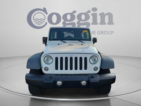 Used 2017 Jeep Wrangler Unlimited Sport w/ Quick Order Package 24S AWD/4WD image 6