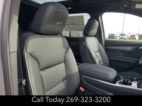 New 2026 Buick Enclave Sport Touring w/ Power Package image 31