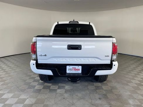 Used 2019 Toyota Tacoma Limited AWD/4WD image 26