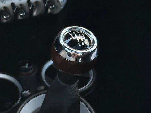 Used 2009 MINI Cooper Clubman S FWD image 12