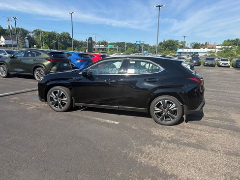 Used 2025 Lexus UX 300h AWD w/ Cold Area Package image 37