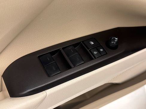 Used 2023 Toyota Camry LE FWD image 18