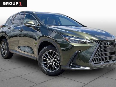 Used 2025 Lexus NX 250 FWD w/ Cold Area Package image 3
