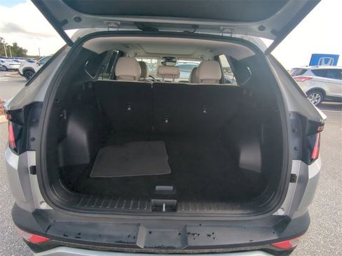 Used 2023 Hyundai Tucson Limited image 15