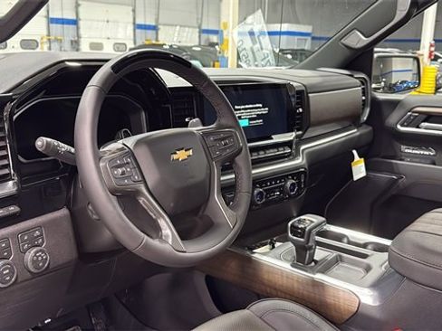 New 2026 Chevrolet Silverado 1500 High Country image 8
