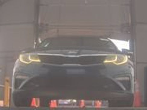 Used 2019 Kia Optima S FWD image 14