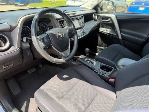Used 2016 Toyota RAV4 XLE FWD image 7