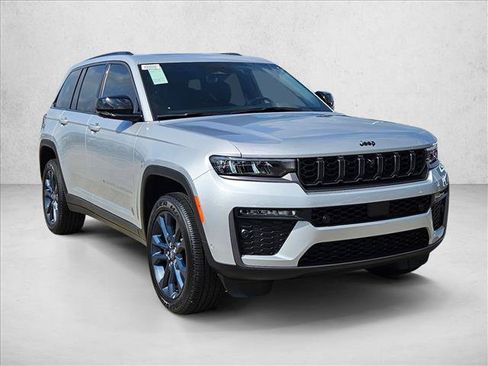 New 2026 Jeep Grand Cherokee Limited AWD/4WD image 7